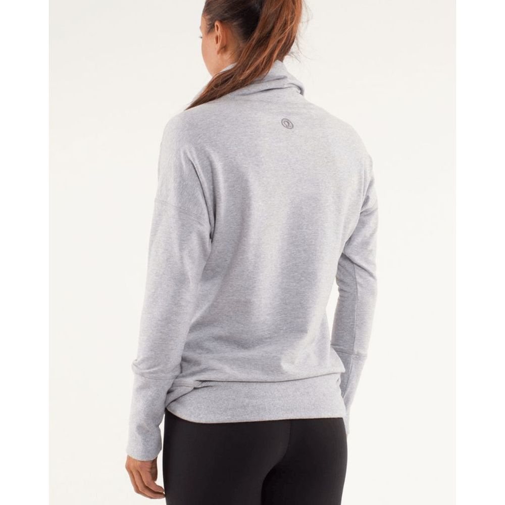 Lululemon Run: Rest Day Pullover *Heathered Fossil* Size 6 - Picture 11 of 14